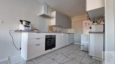 Appartement - 87 m² - 4 pièces