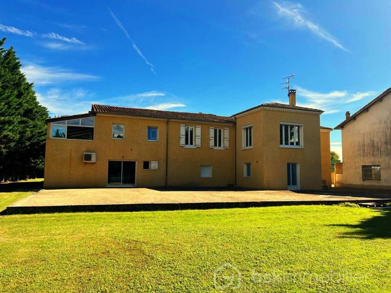 Villa - 460 m² - 14 pièces