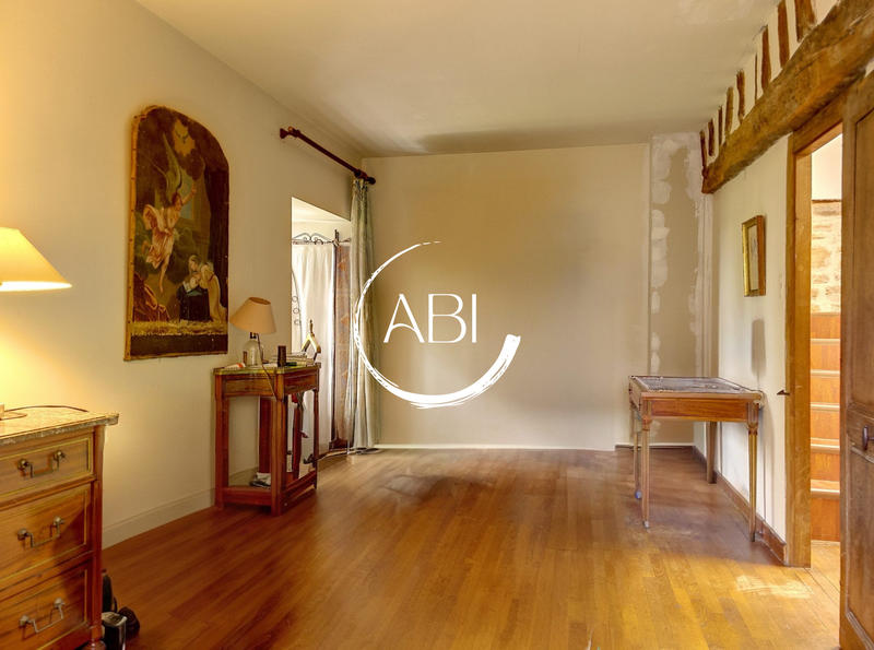 Maison ancienne - 258 m² - 9 pièces