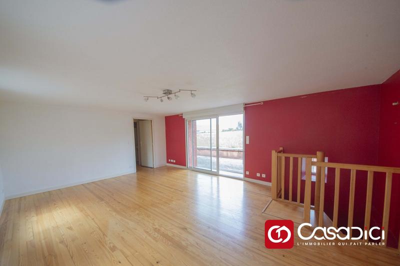 Maison - 96 m² - 5 pièces