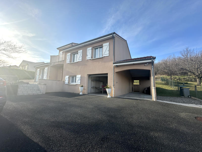 Maison - 137 m² - 5 pièces