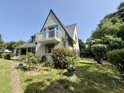 Maison - 195 m² - 8 pièces