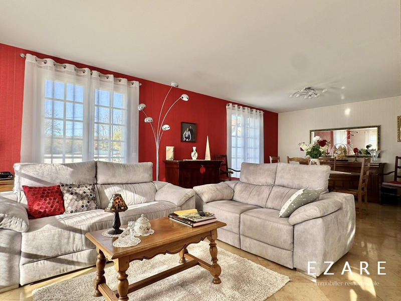 Maison - 180 m² - 6 pièces