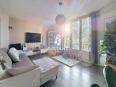 Appartement - 57 m² - 3 pièces