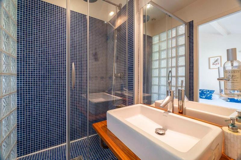 Villa - 180 m² - 6 pièces