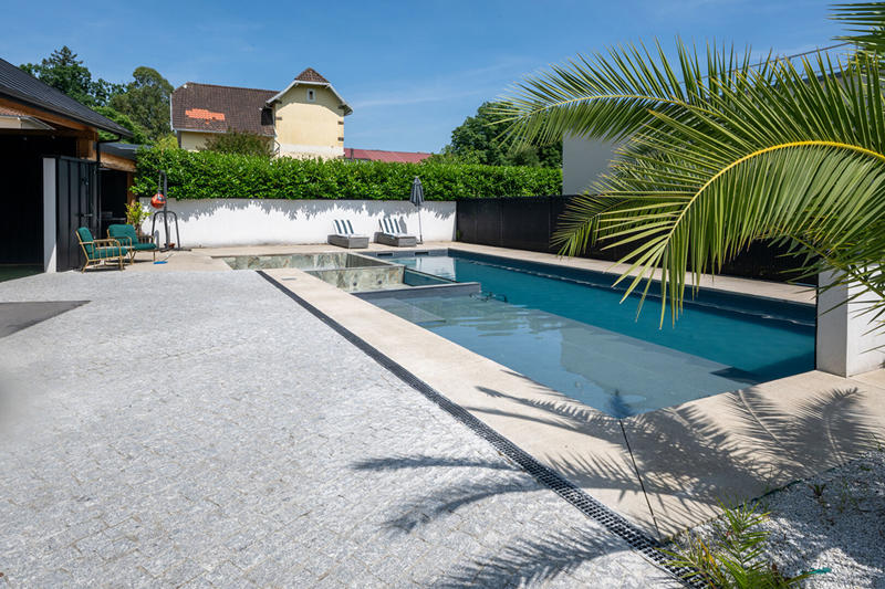 Maison - 198 m² - 7 pièces