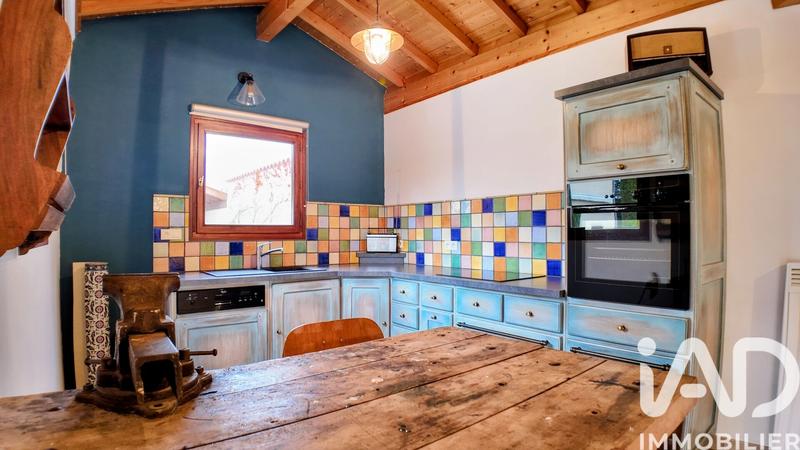 Maison - 180 m² - 8 pièces