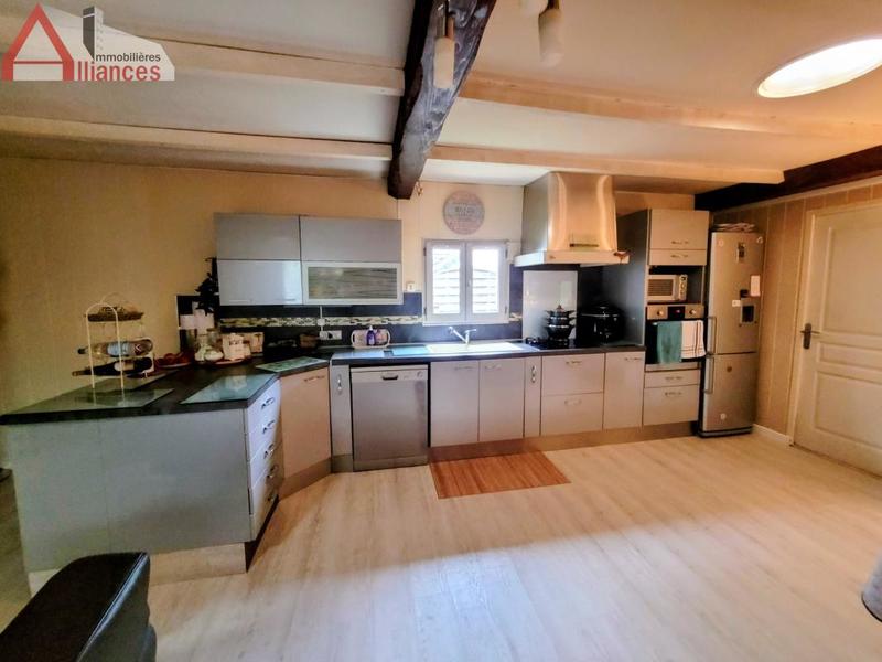 Maison - 90 m² - 4 pièces