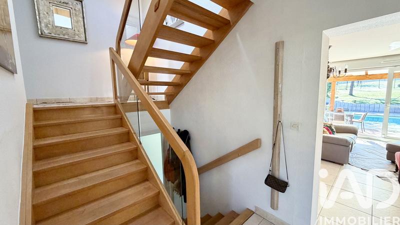 Maison - 135 m² - 6 pièces