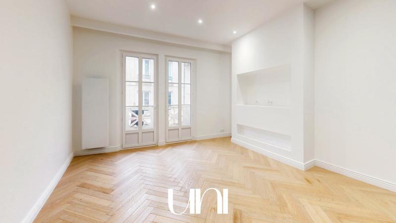 Studio - 33 m² - 2 pièces