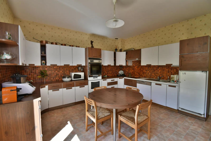 Maison - 155 m² - 7 pièces