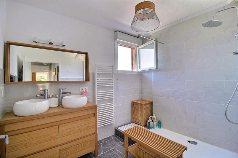 Appartement - 82 m² - 4 pièces