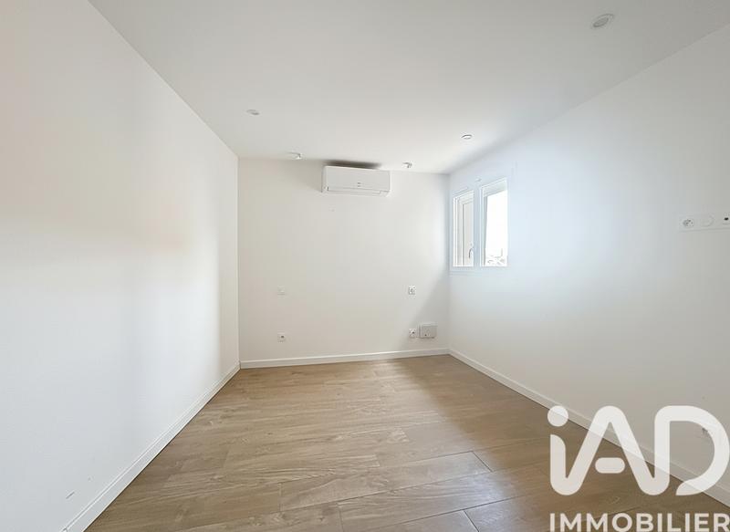 Maison - 227 m² - 8 pièces