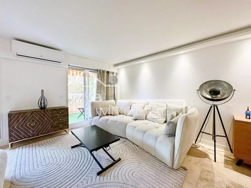 Appartement - 96 m² - 4 pièces