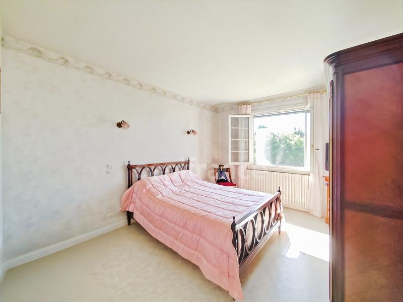 Maison - 183 m² - 6 pièces