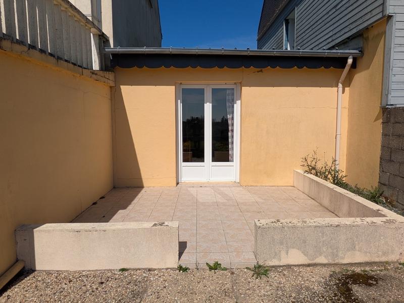 Maison - 140 m² - 9 pièces