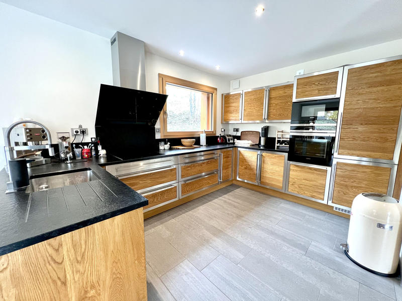 Maison - 160 m² - 4 pièces