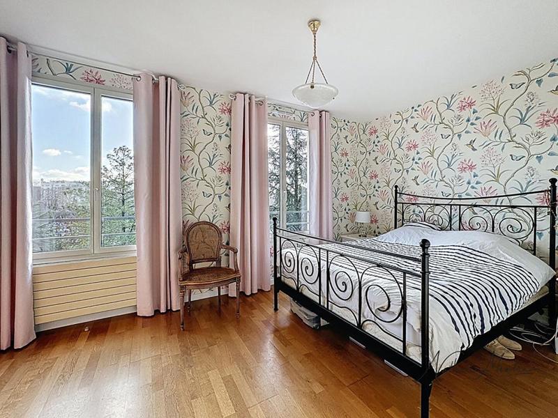 Appartement - 140 m² - 5 pièces