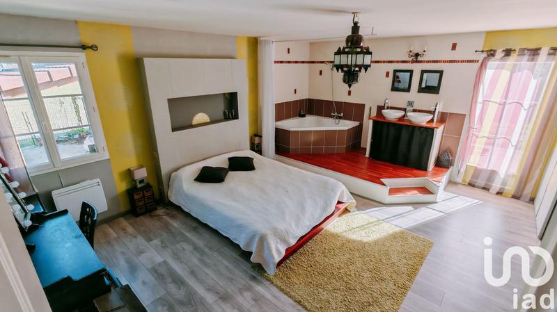 Maison - 135 m² - 6 pièces