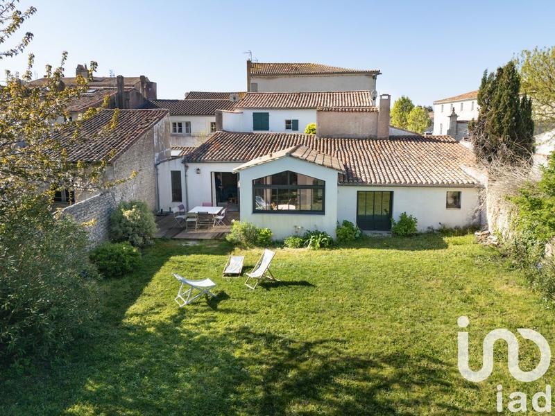 Maison - 141 m² - 6 pièces