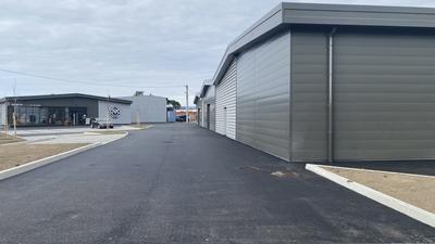 Local d'activités - 349 m²