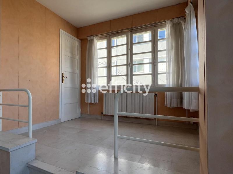 Appartement - 103 m² - 5 pièces