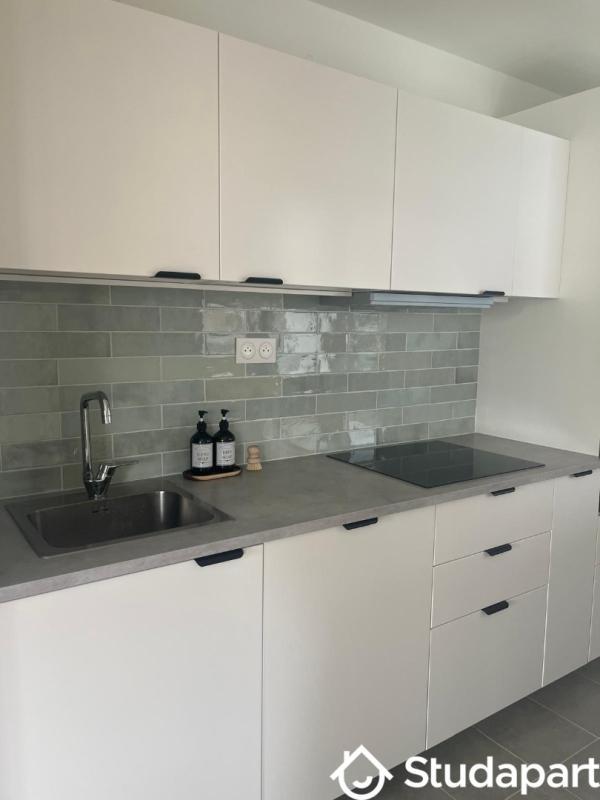 Chambre - 12 m² - 1 pièce