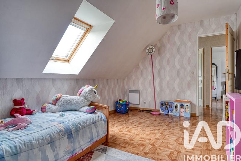 Maison - 147 m² - 9 pièces