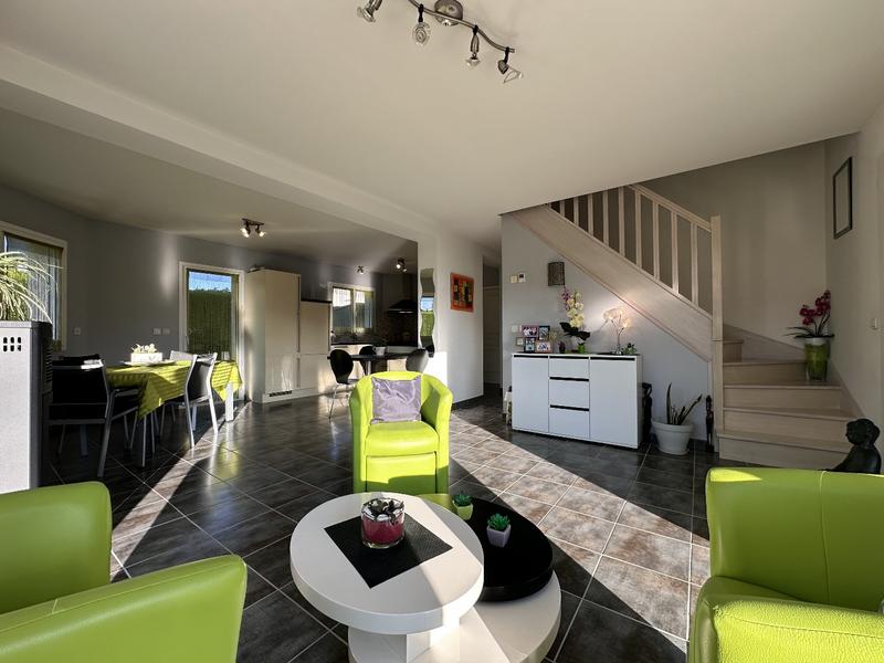 Maison - 108 m² - 5 pièces