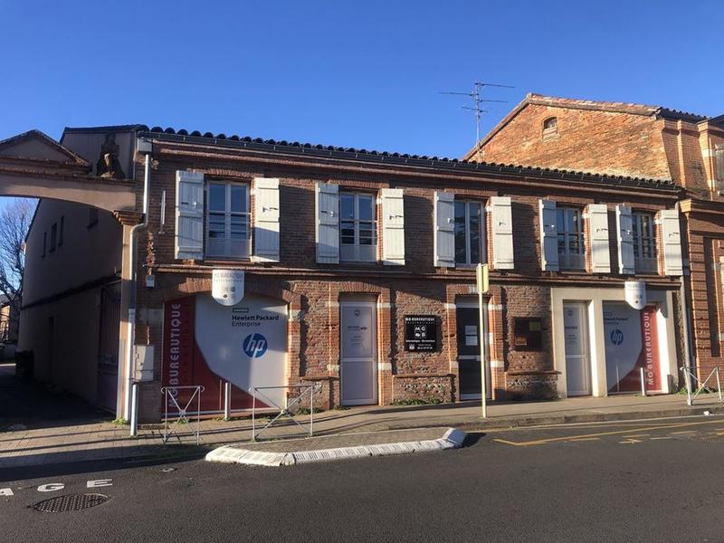 Local commercial - 93 m² - 1 pièce