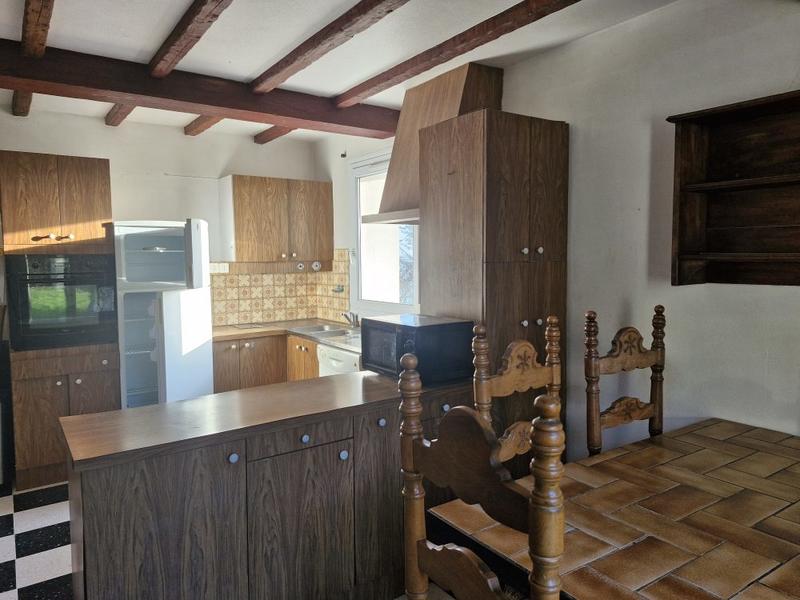 Maison - 217 m² - 13 pièces