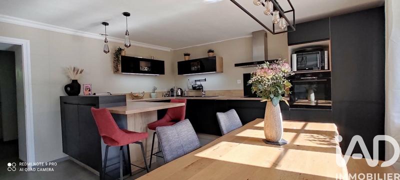 Maison - 97 m² - 5 pièces