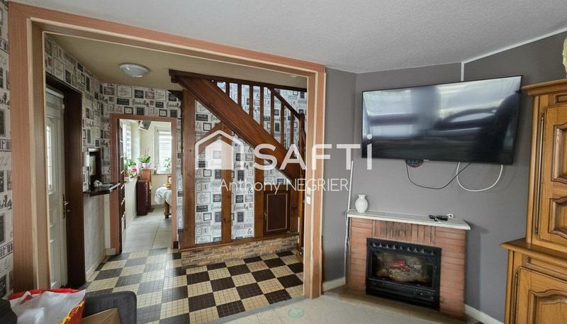 Maison - 95 m² - 6 pièces