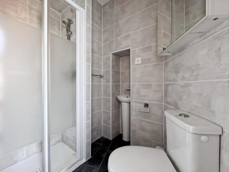 Immeuble - 60 m² - 3 pièces