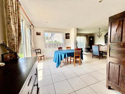 Maison - 121 m² - 5 pièces