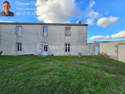 Maison en pierre - 176 m² - 6 pièces