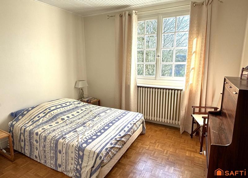 Maison - 187 m² - 8 pièces