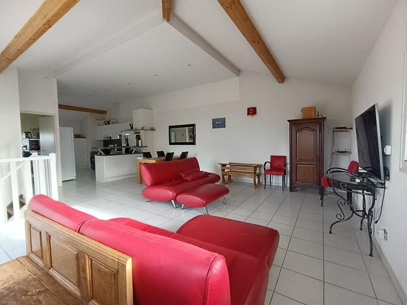 Appartement - 96 m² - 4 pièces