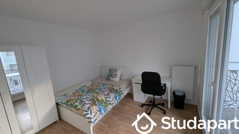 Chambre - 10 m² - 1 pièce