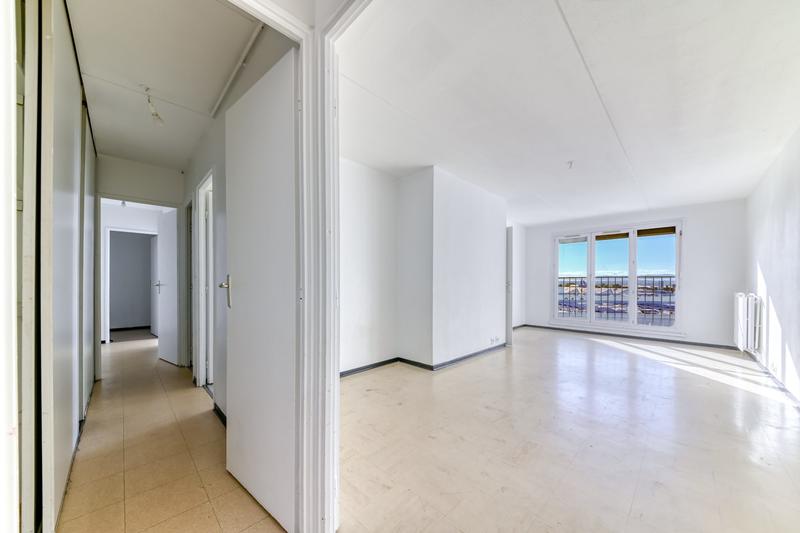 Appartement - 75 m² - 3 pièces