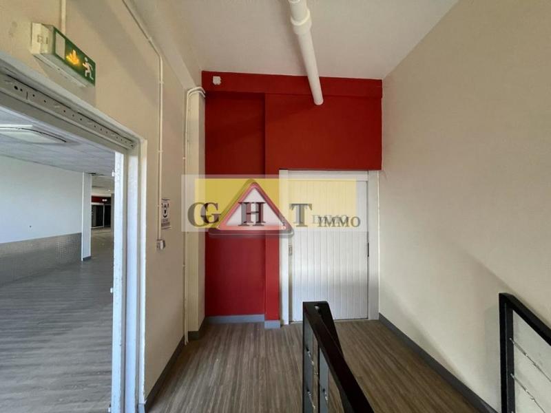 Local commercial - 846 m²