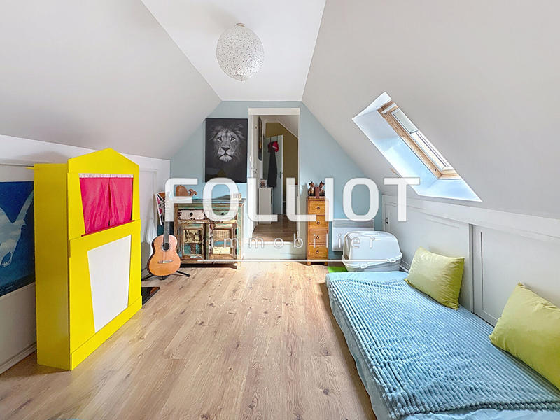 Maison - 142 m² - 7 pièces