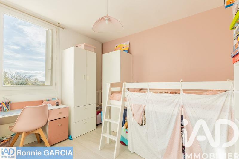 Appartement - 90 m² - 5 pièces