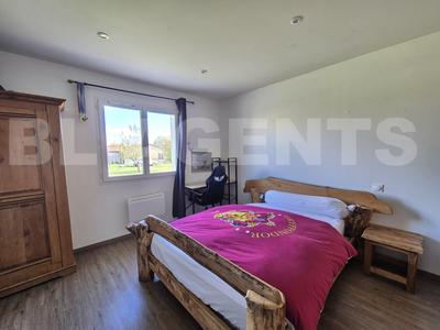 Maison - 123 m² - 4 pièces