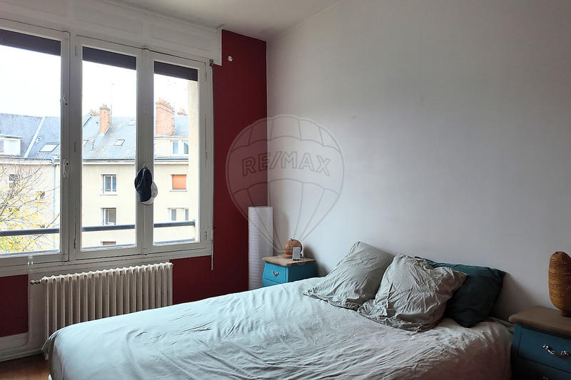 Appartement - 82 m² - 3 pièces