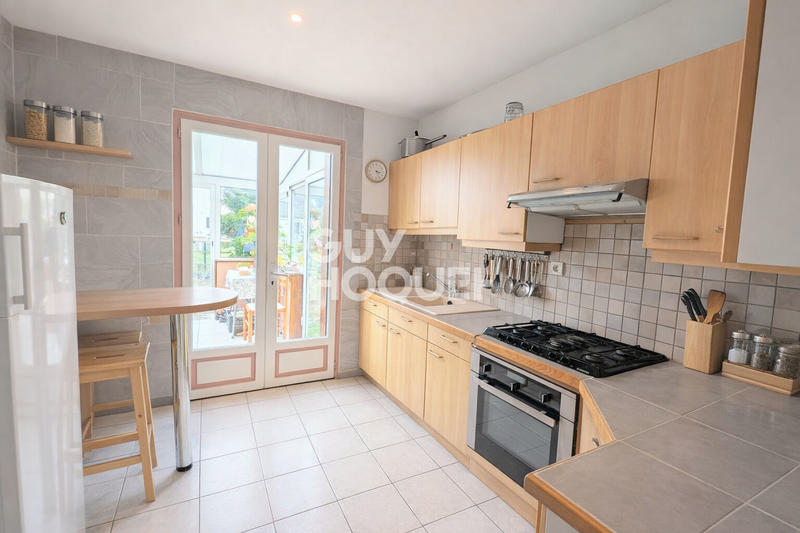 Maison - 103 m² - 6 pièces