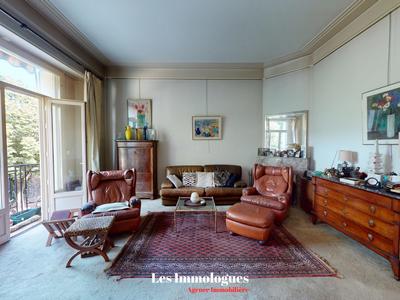 Appartement - 150 m² - 6 pièces