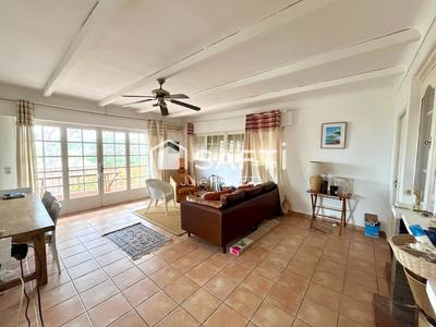 Appartement - 110 m² - 4 pièces