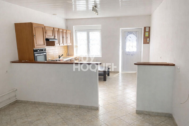 Maison - 95 m² - 5 pièces