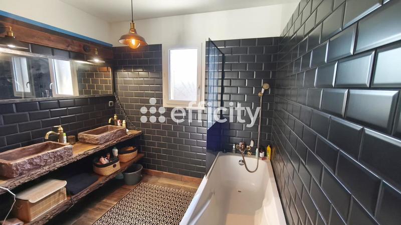 Villa - 173 m² - 6 pièces